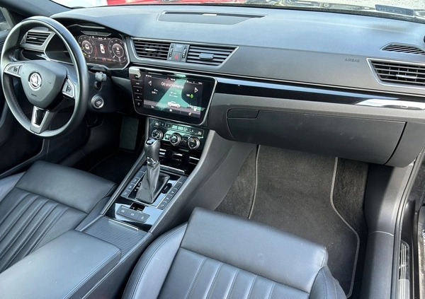 Skoda Superb cena 102200 przebieg: 235000, rok produkcji 2019 z Krzepice małe 781